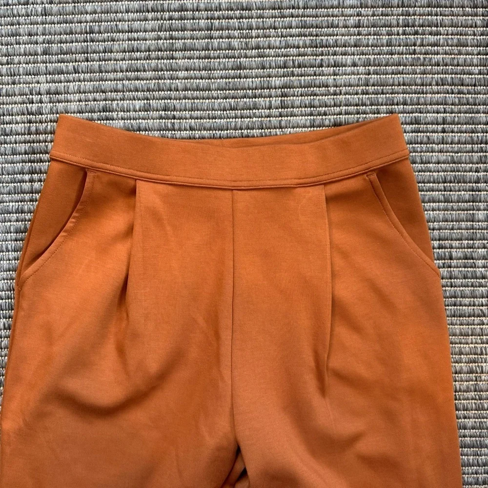HALARA Women's Tan Trousers